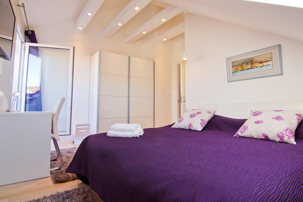 Laura Lux Suites Split Pokoj fotografie