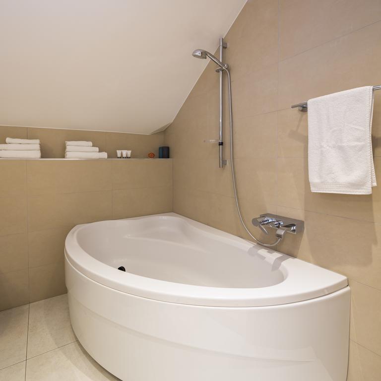 Laura Lux Suites Split Exteriér fotografie