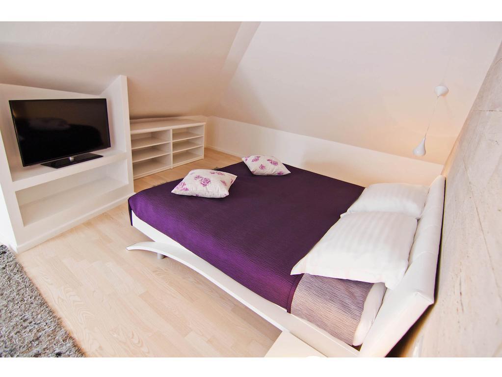 Laura Lux Suites Split Pokoj fotografie